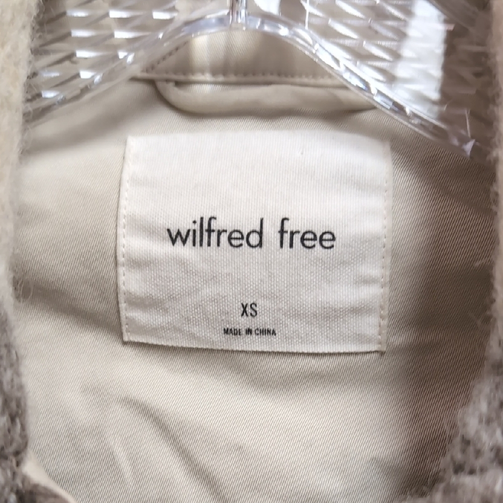 Wilfred Free Cream Cozy Textured Jacket - Picture 2 of 8